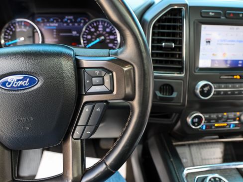 Used 2021 Ford Expedition Limited RWD image 20