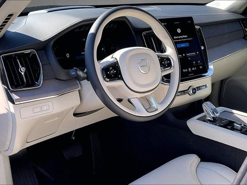 New 2026 Volvo XC90 T8 Ultra w/ Protection Package Premier AWD/4WD image 7