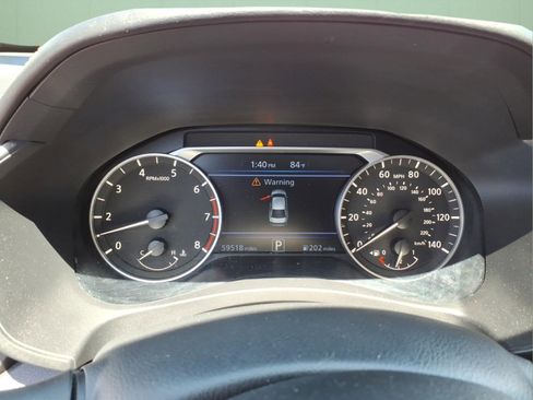 Used 2020 Nissan Altima 2.5 SR w/ Premium Package FWD image 18