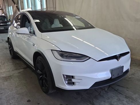 Used 2019 Tesla Model X Long Range AWD/4WD image 9