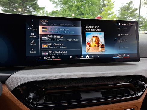 Used 2025 BMW 430i xDrive Convertible w/ Convenience Package AWD/4WD image 19