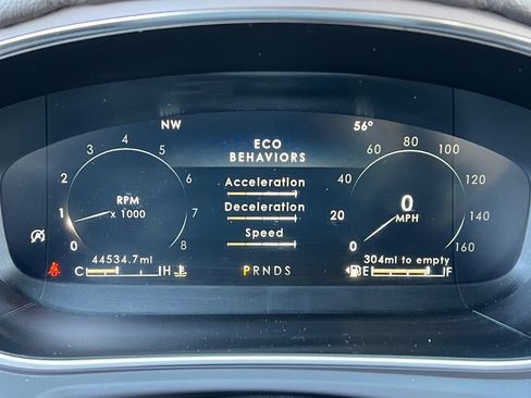 Used 2020 Lincoln Nautilus Reserve image 24