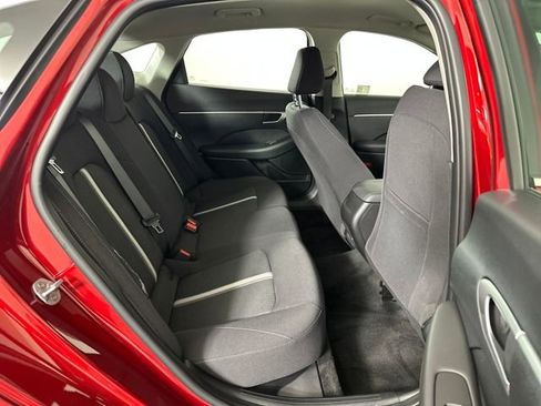 Certified 2025 Hyundai Sonata SE image 46