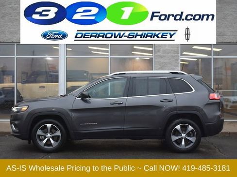 Used 2019 Jeep Cherokee Limited w/ Luxury Group image 2