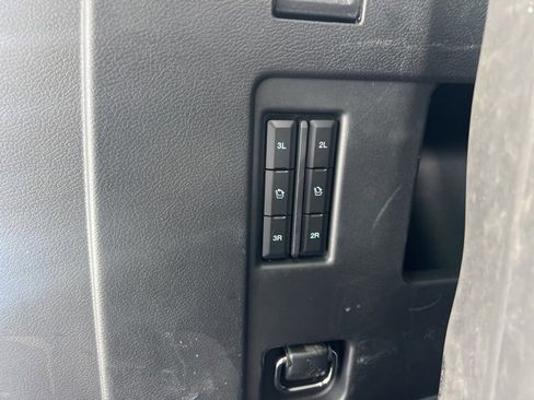 Used 2023 Ford Expedition Limited image 15