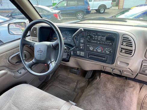 Used 1998 Chevrolet Silverado 1500 4x4 Extended Cab w/ Preferred Equipment Group 2 image 37