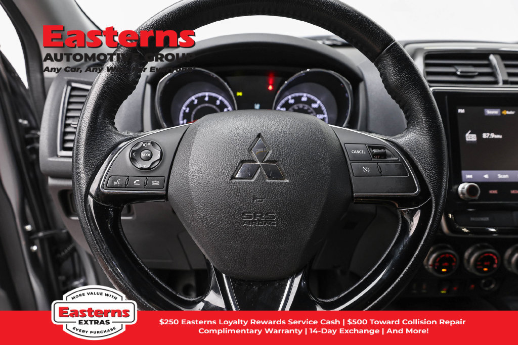 Used 2022 Mitsubishi Outlander Sport SE FWD image 11