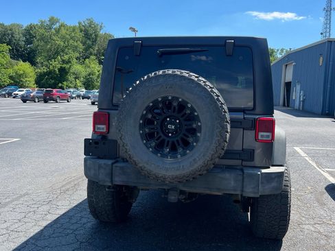 Used 2016 Jeep Wrangler Unlimited Sport w/ Quick Order Package 24S AWD/4WD image 5