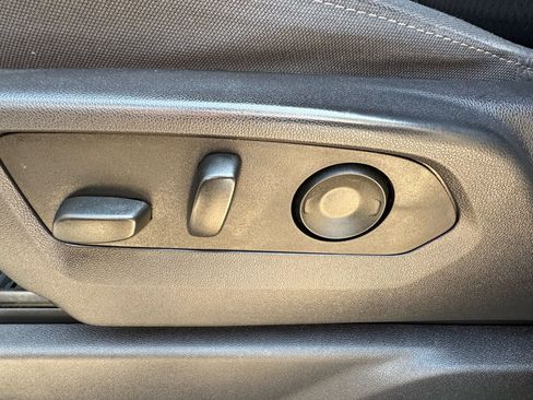 Used 2023 Chevrolet Silverado 1500 Custom Trail Boss image 23