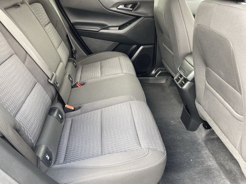 Used 2025 Chevrolet Equinox LT FWD image 13