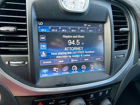 Used 2013 Chrysler 300 C w/ Light Group AWD/4WD image 22