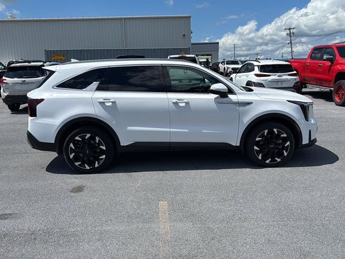 Used 2025 Kia Sorento X-Line EX AWD/4WD image 2
