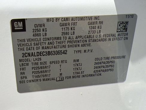 Used 2011 Chevrolet Equinox LT w/ Driver Convenience Package FWD image 19