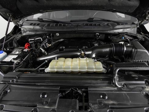 Used 2019 Ford F150 Lariat w/ Equipment Group 502A Luxury image 38