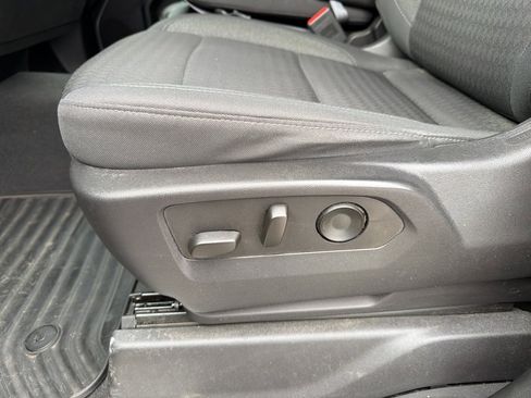 Used 2023 Chevrolet Silverado 1500 LT image 14