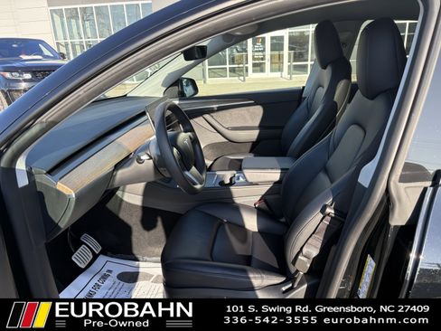 Used 2023 Tesla Model Y Performance image 7