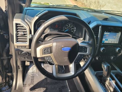 Used 2017 Ford F150 Lariat w/ Equipment Group 502A Luxury AWD/4WD image 30