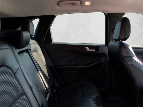 Used 2024 Ford Escape SE FWD image 20