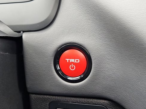 New 2026 Toyota Tundra Limited AWD/4WD image 16