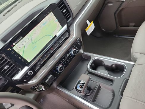 New 2026 GMC Sierra 1500 SLT w/ SLT Premium Package image 30