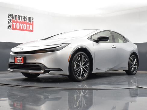 Used 2023 Toyota Prius XLE image 33