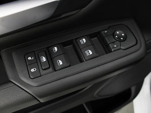 New 2026 RAM 1500 Express AWD/4WD image 14