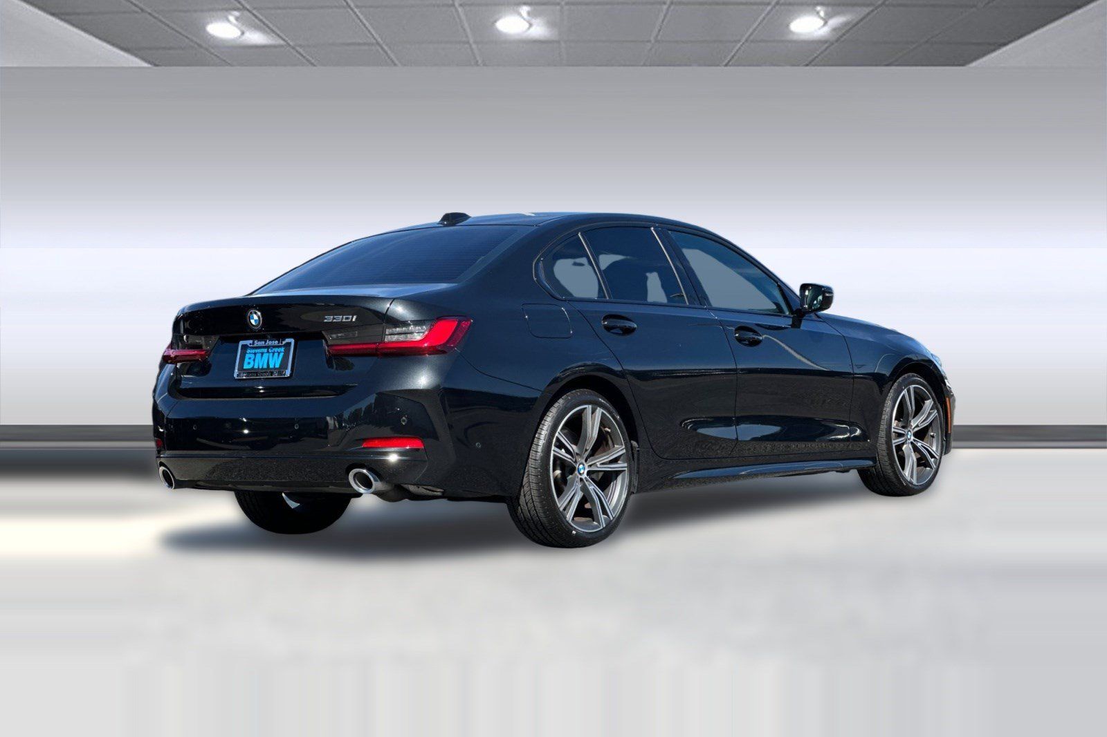 Certified 2023 BMW 330i Sedan w/ Premium Package RWD image 9