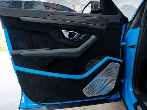 Used 2023 Lamborghini Urus Performante image 25