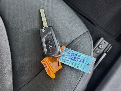 Used 2022 Toyota Camry LE FWD image 36