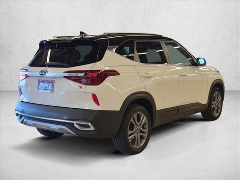 Used 2021 Kia Seltos S FWD image 5