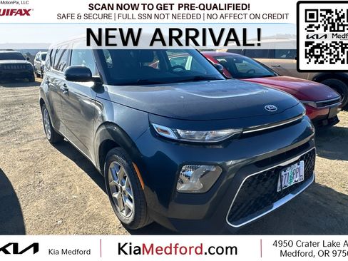 Used 2021 Kia Soul S FWD image 1