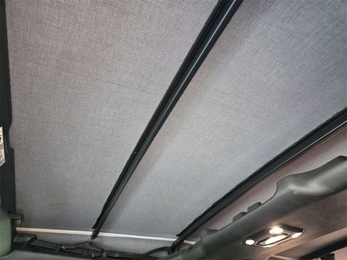 Used 2021 Jeep Wrangler Sport S image 27