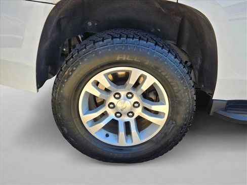 Used 2019 Chevrolet Tahoe LT image 27