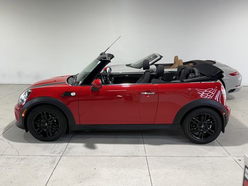 Used 2014 MINI Cooper image 2
