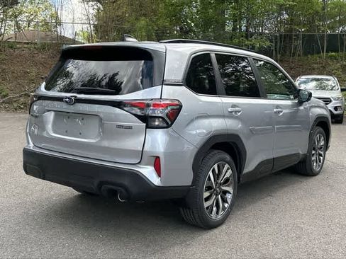 New 2026 Subaru Forester Touring AWD/4WD image 31