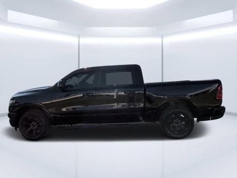 Used 2025 RAM 1500 Big Horn AWD/4WD image 6