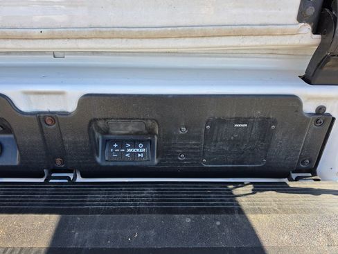 Used 2022 GMC Sierra 1500 AT4 w/ AT4 Premium Package image 5