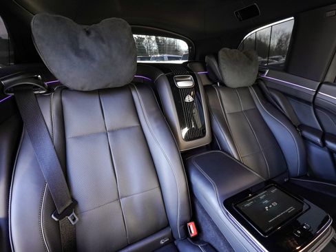 Used 2023 Mercedes-Benz Maybach GLS 600 Maybach GLS 600 image 52