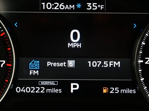 Used 2022 Mitsubishi Outlander SEL Black Edition image 27