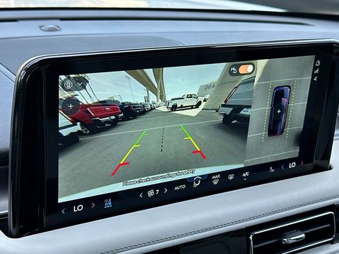 New 2026 Lincoln Aviator 2WD image 20