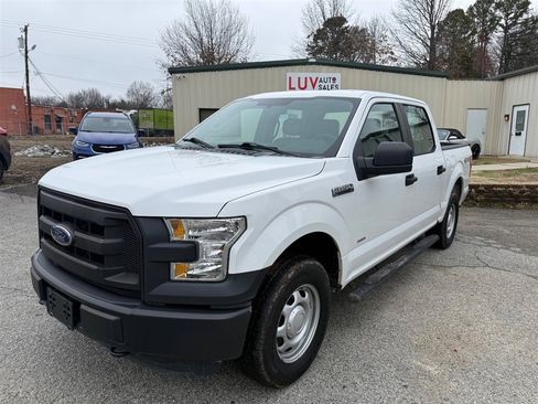 Used 2015 Ford F150 XL w/ Equipment Group 101A Mid image 1