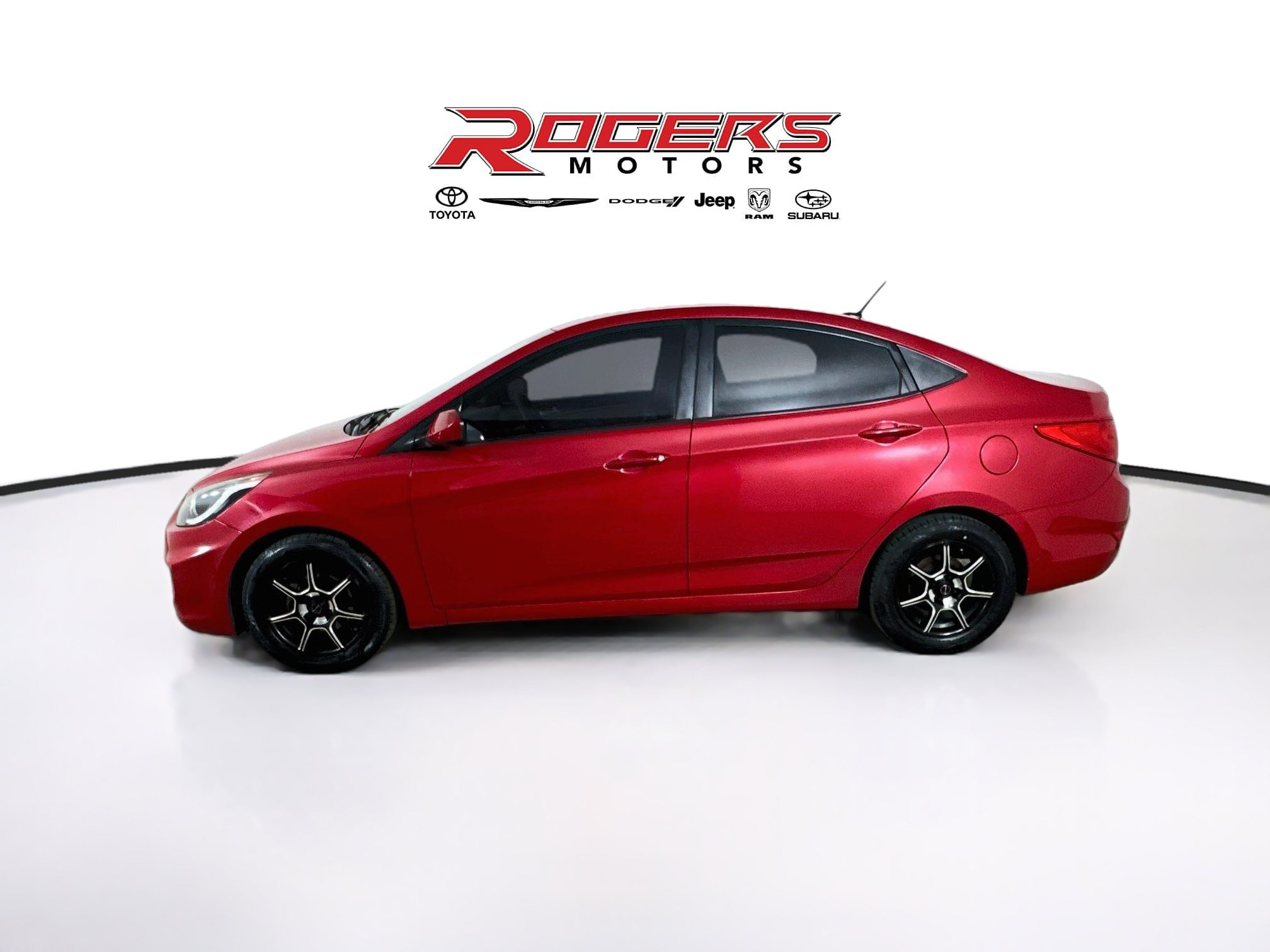Used 2014 Hyundai Accent GLS FWD image 4