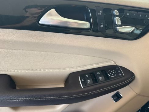 Used 2018 Mercedes-Benz GLE 350 4MATIC image 12