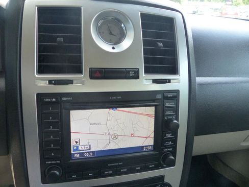 Used 2007 Chrysler 300 C RWD image 23