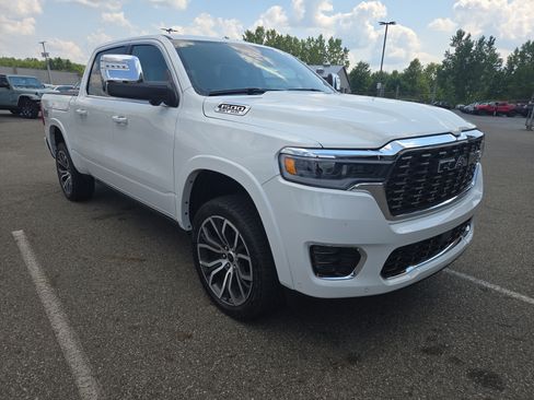 Used 2025 RAM 1500 Tungsten w/ Off Road Group AWD/4WD image 3