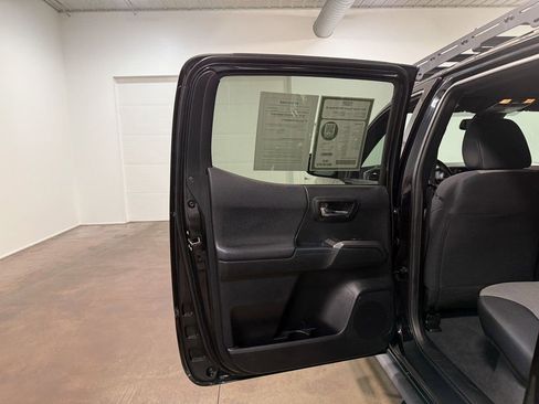 Used 2021 Toyota Tacoma TRD Off-Road w/ Technology Package image 47