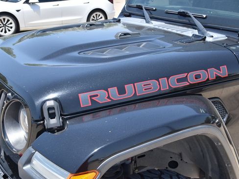 Used 2020 Jeep Gladiator Rubicon AWD/4WD image 14
