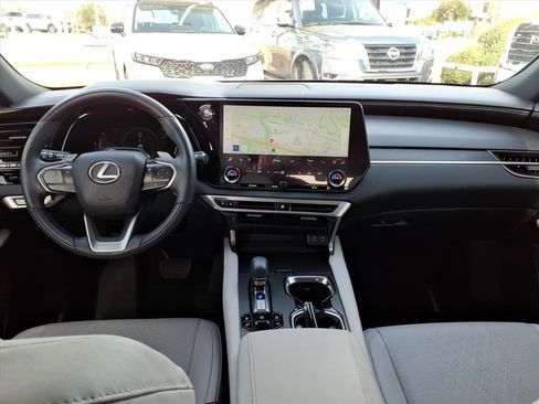 Used 2024 Lexus RX 350 Premium Plus image 16