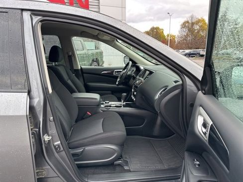 Certified 2020 Nissan Pathfinder SV image 18