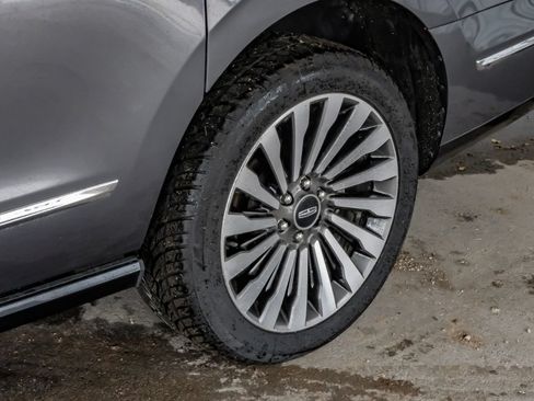 Used 2021 Lincoln Navigator L Reserve w/ Luxury Package AWD/4WD image 64